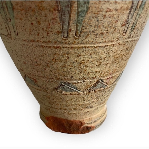 Vintage Double-Handled Rustic Terracotta Jug Vessel with People Etching Design - Picture 8 of 8